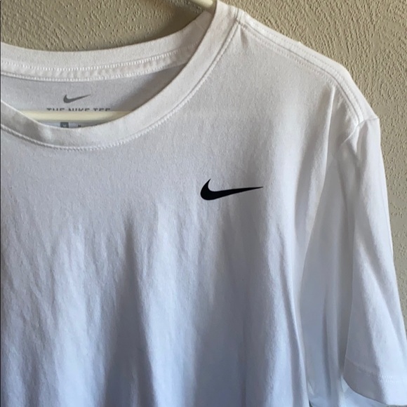 Nike Athletic T Shirt-White - Picture 3 of 4